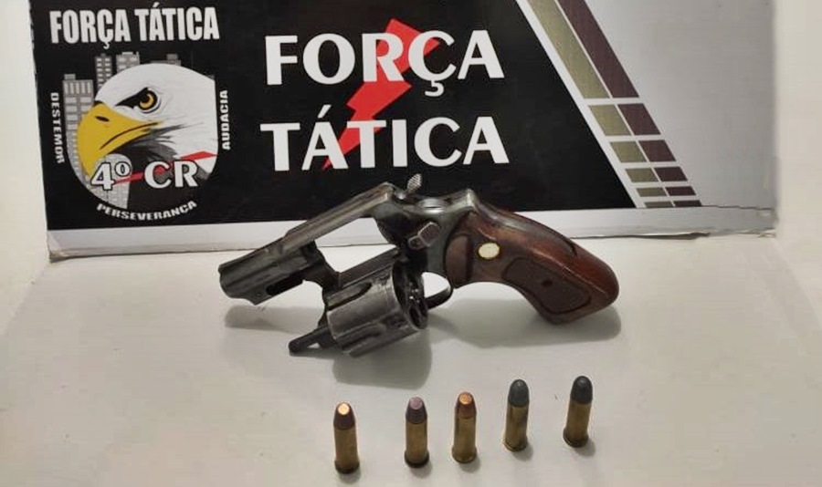 Homem é preso pela Força Tática em posse de arma de fogo no centro de Rondonópolis 1