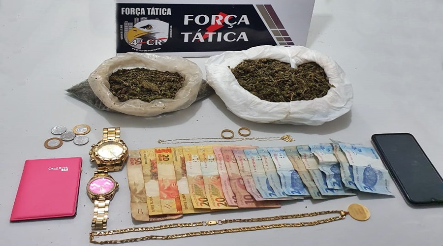 Casal é preso pela Força Tática suspeitos de trafico de drogas 1