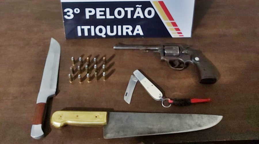 Policia Militar de itiquira prende individuo embriagado e com arma na cintura 1