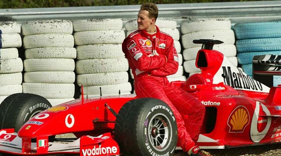 O heptacampeão Schumacher é eleito por torcedores a pessoa mais influente da F-1 1