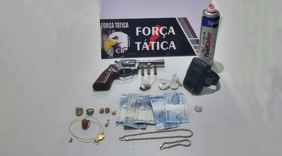 Força Tática prende foragido do sistema prisional suspeito de roubo com arma de fogo, droga e tornozeleira rompida 1