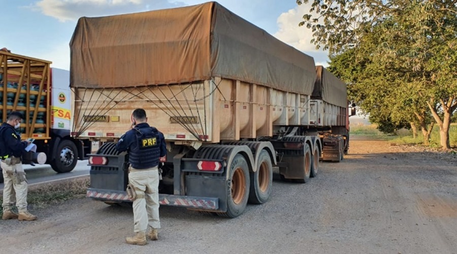 PRF apreende veículos de carga em Sorriso/MT 1