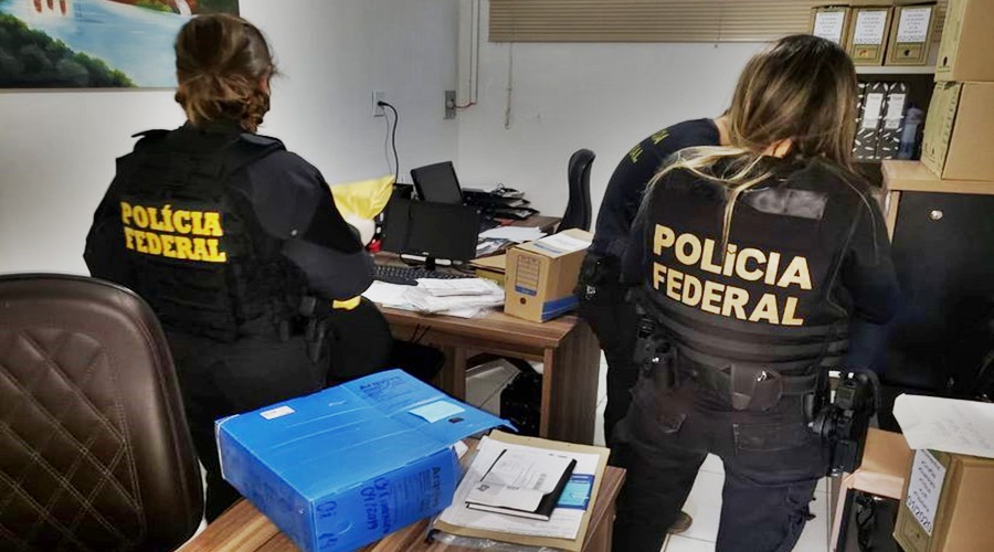 Polícia Federal cumpre vários mandados contra fraudes na Operação Ecdisona 1