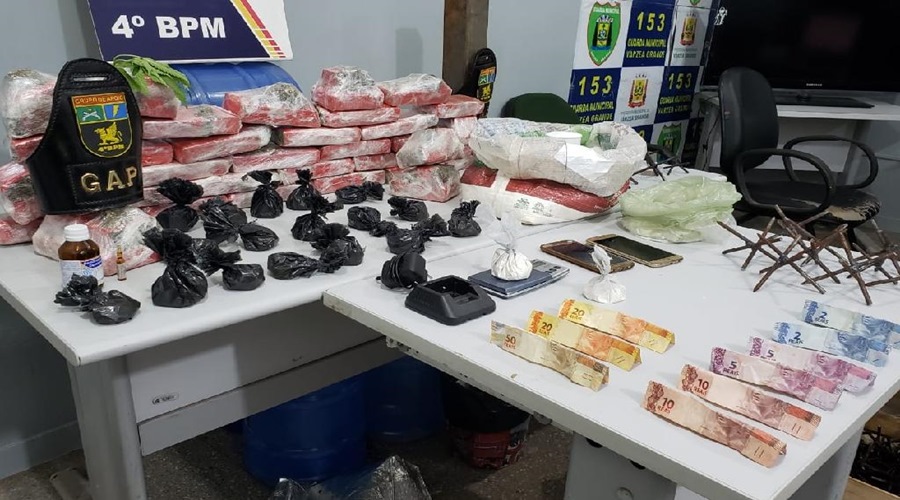 Policia Militar de Várzea Grande prende três indivíduos com droga dinheiro e artefatos conhecidos como “miguelitos” 1