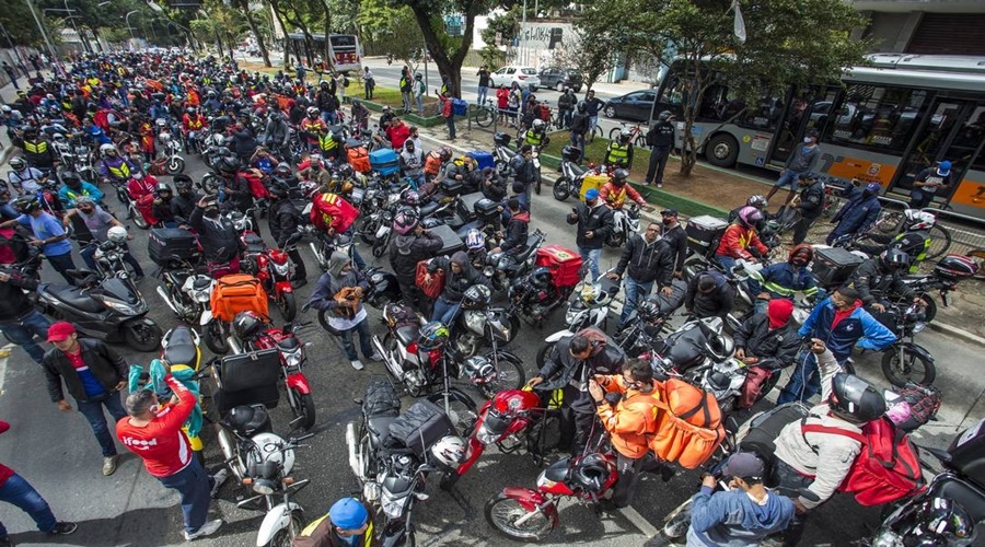 Hoje 27 de Julho, celebramos o dia nacional do motoqueiro. E para homenagear uma classe tão importante, o Site Direto Mato Grosso escreve assim; 1