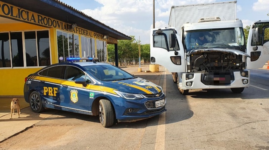 PRF, em Sorriso/MT, recupera caminhão furtado 1