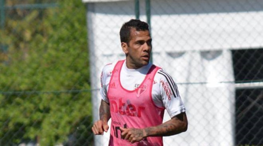 Dani Alves rejeita Flamengo: 'Único clube que jogo no Brasil é São Paulo' 1