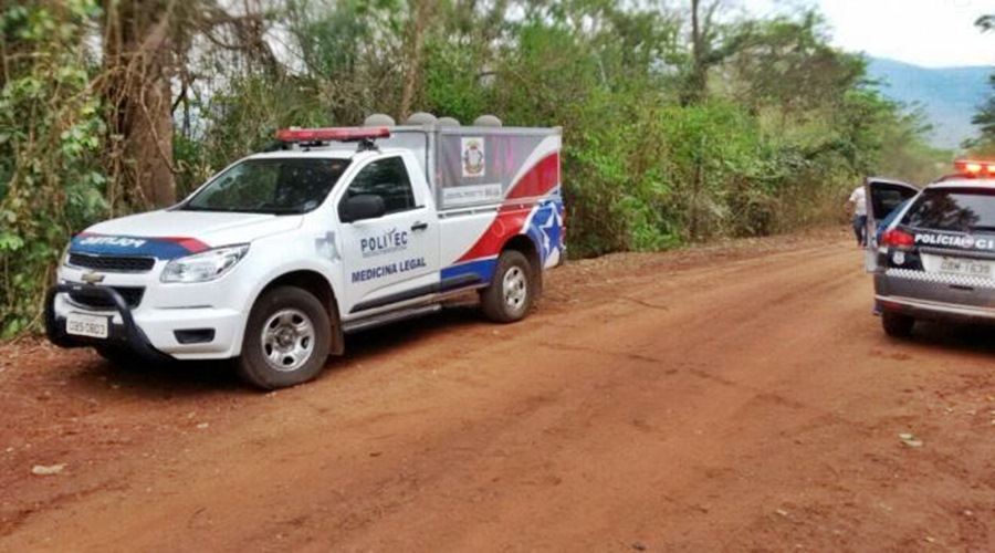 Corpo totalmente nu é localizado boiando em represa por caseiro de fazenda 1