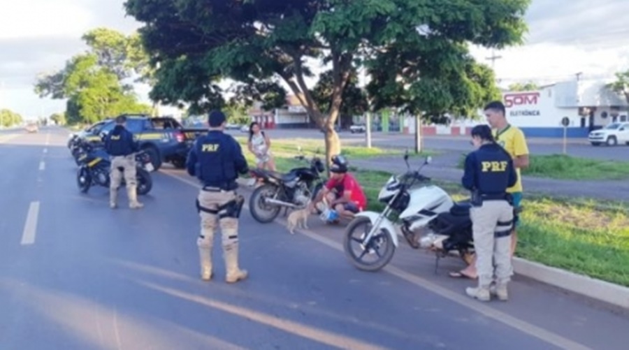 Ação da Semana Nacional do Trânsito leva orientações e serviços aos motociclistas da BR-163/364 em Rondonópolis 1