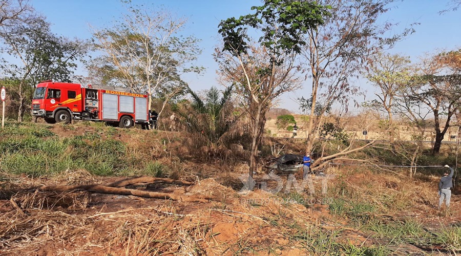 Capotamento na BR 364 após Pedra preta tira a vida de três jovens e deixa outros dois gravemente feridos 1