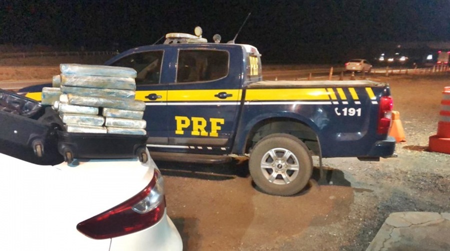 PRF apreende 42 kg de maconha e faz a detenção de três suspeitos em Rondonópolis/MT 1