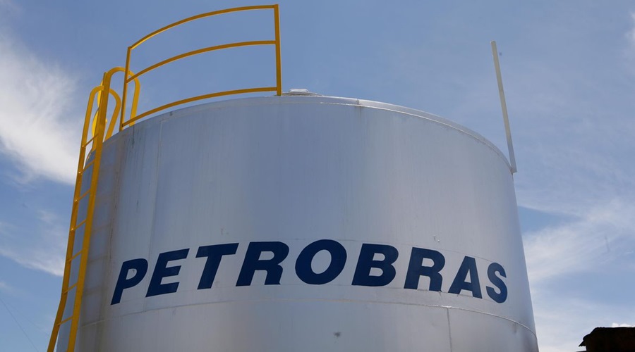 Preço do diesel em refinarias da Petrobras cai 7% e da gasolina 5% 1