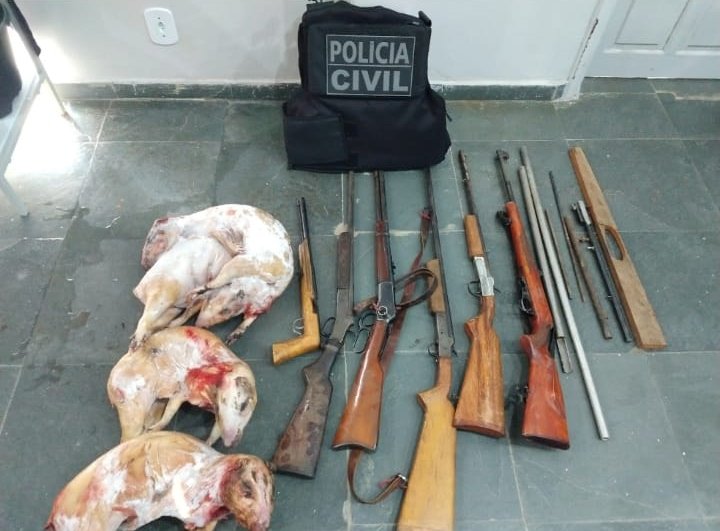 Polícia Civil desarticula grupo envolvido com caça e venda de carnes de animais silvestres em Jauru 05 1