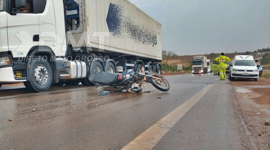 Motociclista perde a vida após colidir na traseira de caminhonete na BR 364 no município de Juscimeira 1