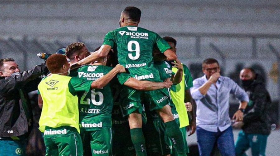 Chapecoense goleia Ponte Preta e assume liderança provisória da Série B 1