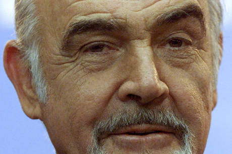 Morre aos 90 anos Sean Connery, ator que interpretou James Bond 1