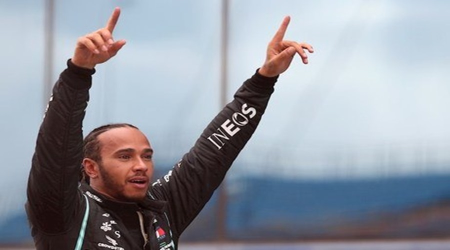 Hamilton larga em sexto, vence GP da Turquia e conquista sétimo campeonato 1