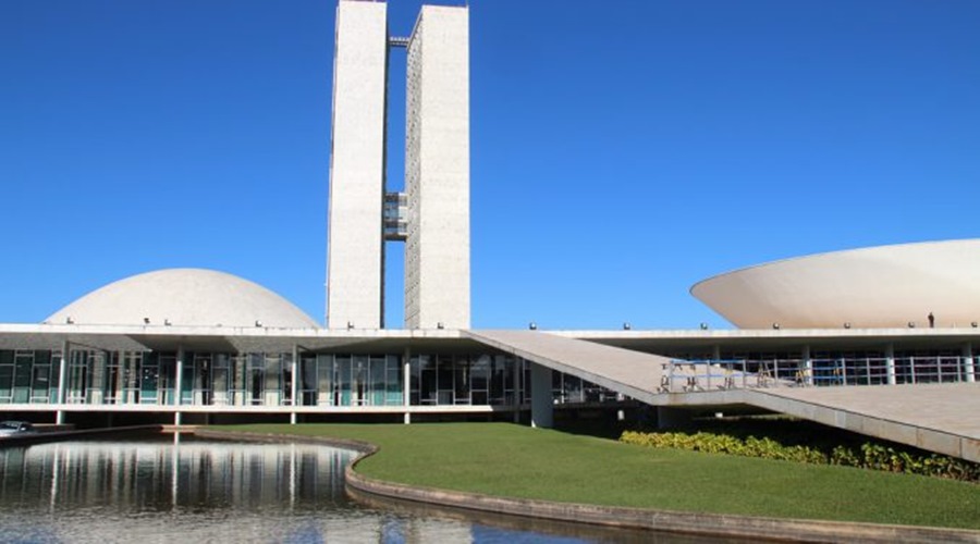 Prefeito pede apoio do Congresso para interceder no Ministério da Saúde por mais vacinas 1