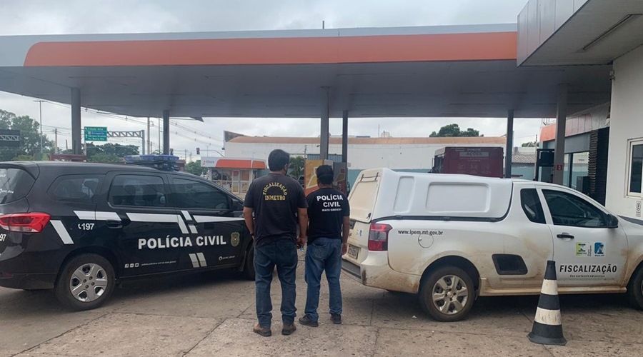 Polícia Civil e Ipem lacram bicos e bomba de posto de combustível por prejuízo ao consumidor 1