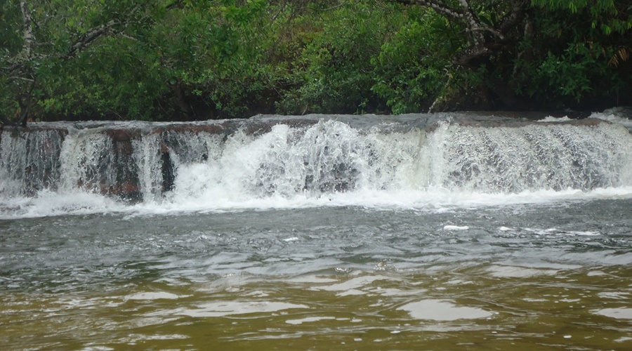 Adolescente de 16 anos morre afogado em cachoeira na região de São Lourenço de Fatima 1