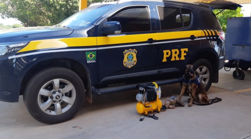 PRF apreende 3 kg de cocaína escondidos em compressor 1