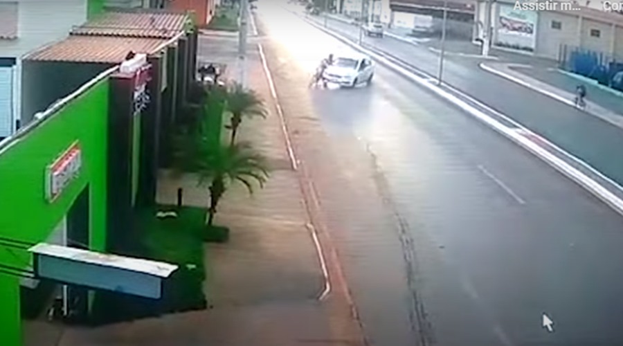 Motorista que jogou veículo em cima de motocicleta é preso em flagrante em Várzea Grande 1