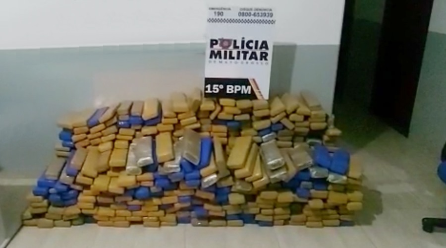 Em operação conjunta polícia apreende cerca de 500 Kg de droga e prende cinco suspeitos 1