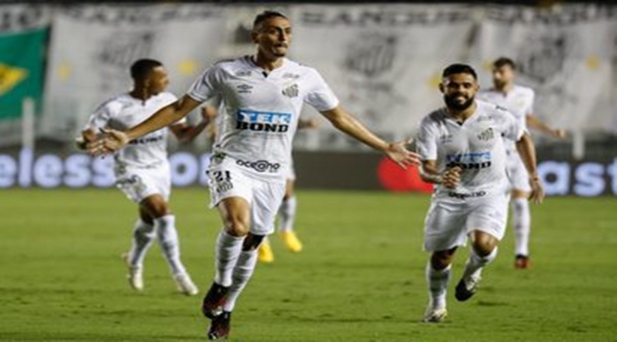 Santos atropela Boca e garante final brasileira na Libertadores 1