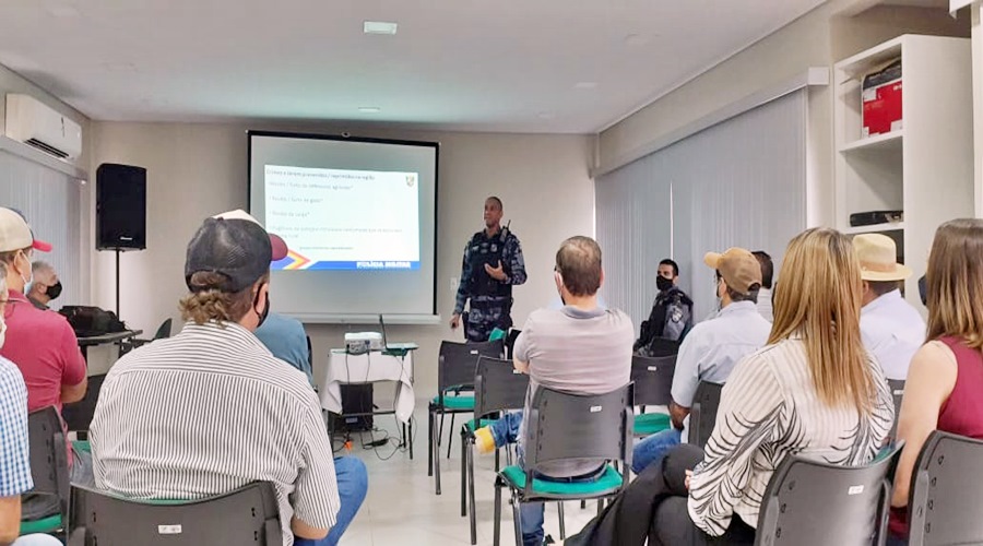 Reunião no sindicato rural de Paranatinga deu início ao Policiamento Georreferenciado rural 1