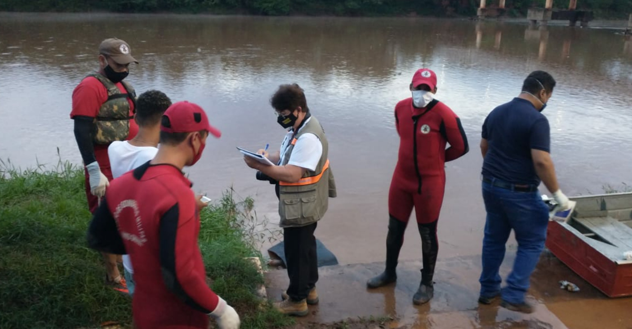 Corpo de jovem que se afogou no Rio Vermelho na Gleba Dom Bosco é localizado por populares 1