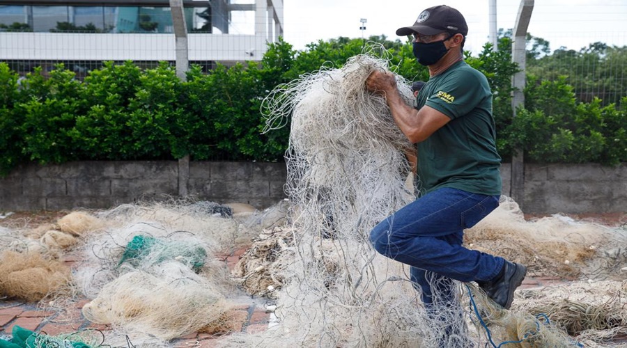 Sema apreende 201 redes de pesca e impede a retirada ilegal de toneladas de peixes 1