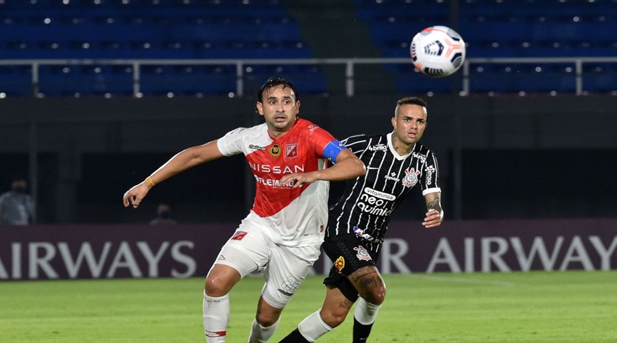 Corinthians empata sem gols com River do Paraguai 1