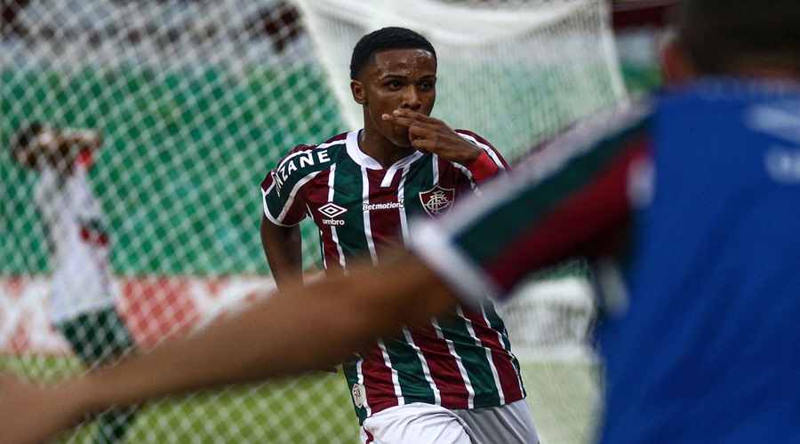 Fluminense derrota Portuguesa e confirma Fla x Flu na final do Carioca 1