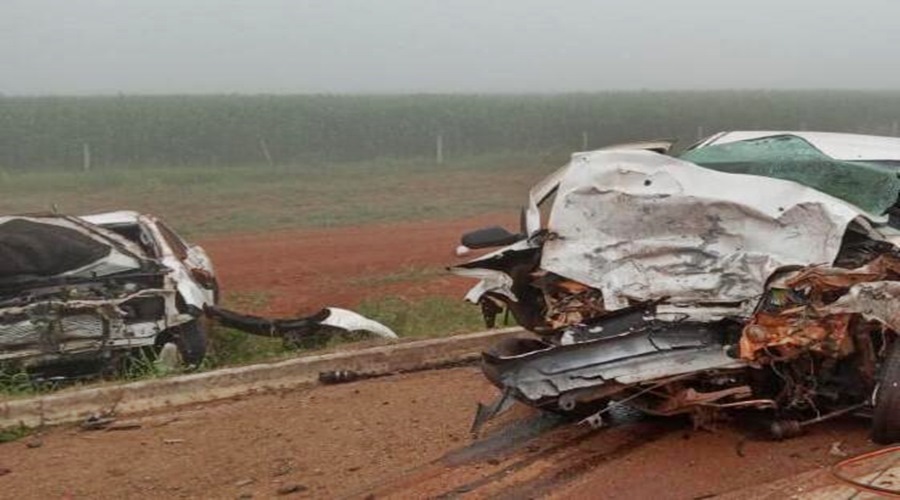 Colisão violenta entre Hilux e Palio deixa um morto e outro ferido no interior de MT 1