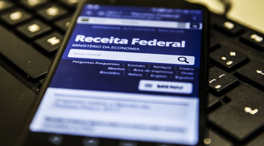 Receita paga restituições do segundo lote do IRPF 2021 1