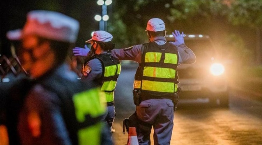 16 pessoas bêbadas ao volante são presas pela PM na capital Cuiabá 1