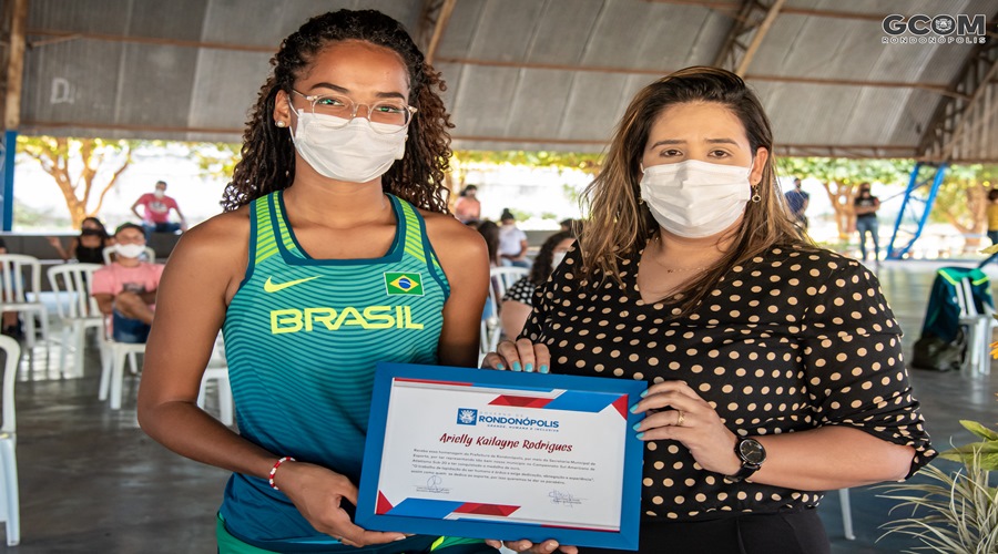 Rondonopolitana campeã sul-americana no salto em altura tem dia de homenagem 1