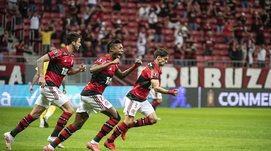 Com torcida, Flamengo bate Defensa y Justicia e avança na Libertadores 1