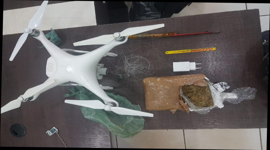 Policiais penais flagram reeducandos com pacote deixado por drone 1