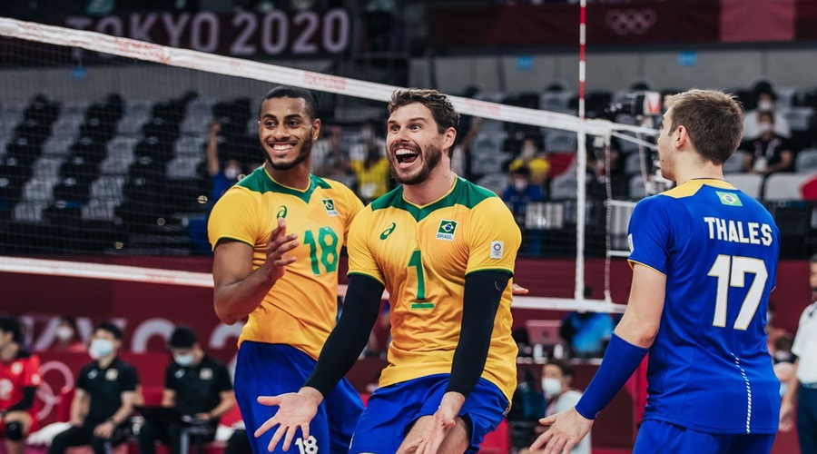 Vôlei: seleção masculina supera Japão e pega Comitê Russo na semi 1