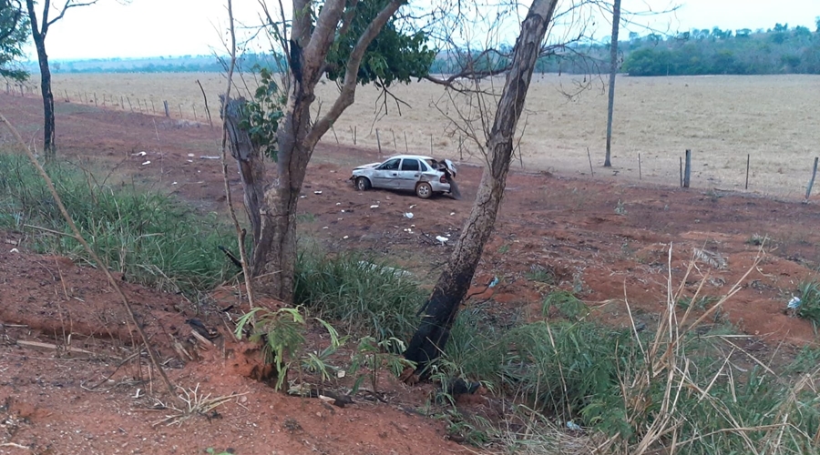 Motorista perde controle de carro capota e fica gravemente ferido na MT 270 em Rondonópolis 1