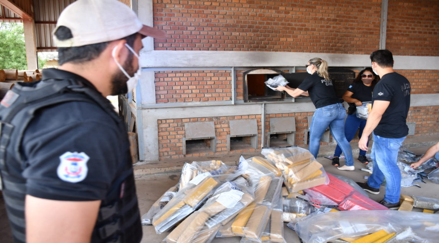 Mais 800 quilos de entorpecente são incinerados em Rondonópolis 1