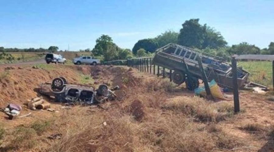 Condutor de Hilux morre durante capotamento na MT 240 no interior de MT 1