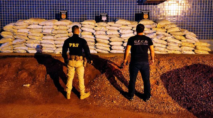 PRF e Polícia Civil-MT apreendem grande carga de agrotóxicos ilegais 1