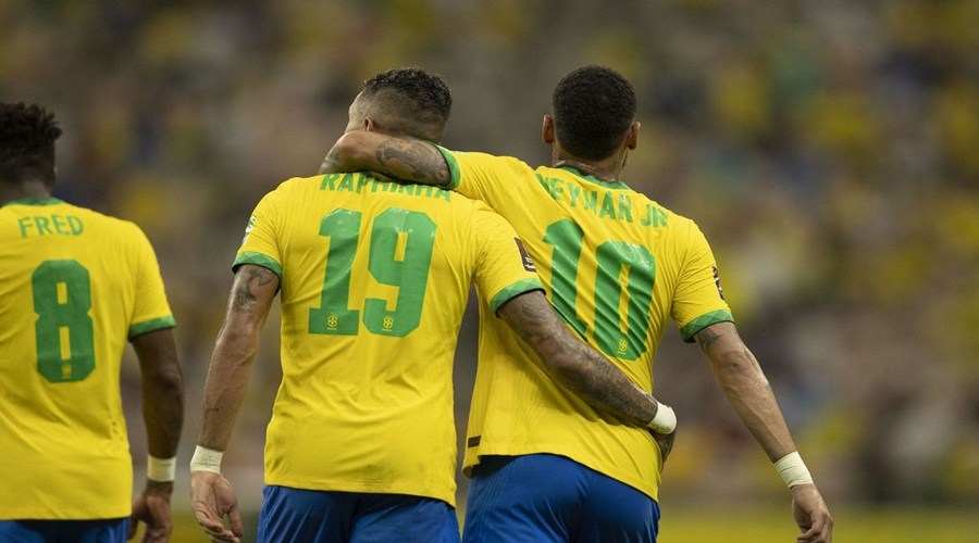 Com brilho de Neymar e Raphinha, Brasil goleia Uruguai 1