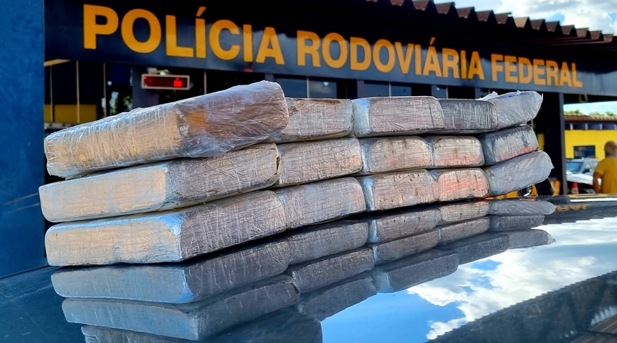 Casal é preso em flagrante pela PRF em ROO com cerca de 16 Kg de cloridrato de cocaina 1