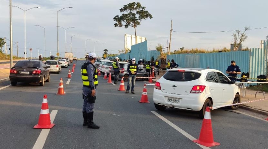 Batalhão de Trânsito prende 12 pessoas por embriaguez ao volante e aplica mais de 1,4 mil multas 1