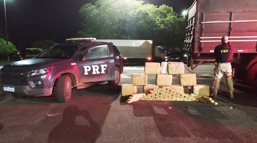 PRF apreende mais de 300 kg de cocaína em Várzea Grande-MT 1