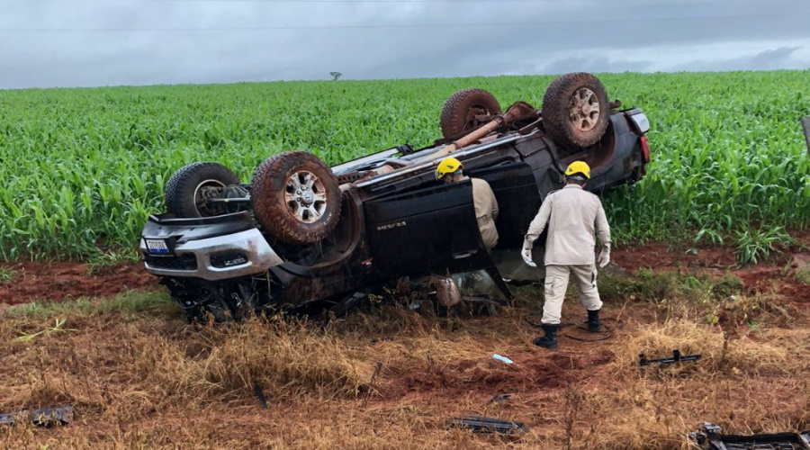 Idoso morre e casal fica gravemente ferido em acidente na rodovia 070 interior de MT 1