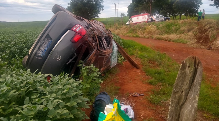 Condutor fica ferido durante capotamento na MT 344 próximo ao município de Dom Aquino 1